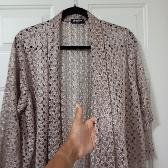 Brittany Black Woman Crochet Style Open Front Cardigan Metallic Pink Color Sz XL - Picture 5 of 8